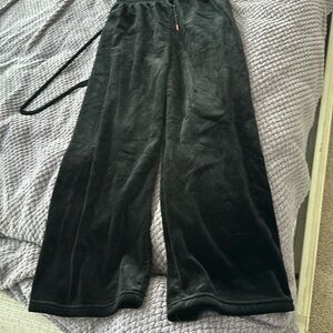 Valvet black pants